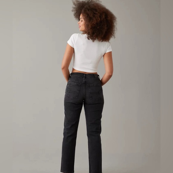 American Eagle High Rise Black Mom Jeans - Picture 2 of 6